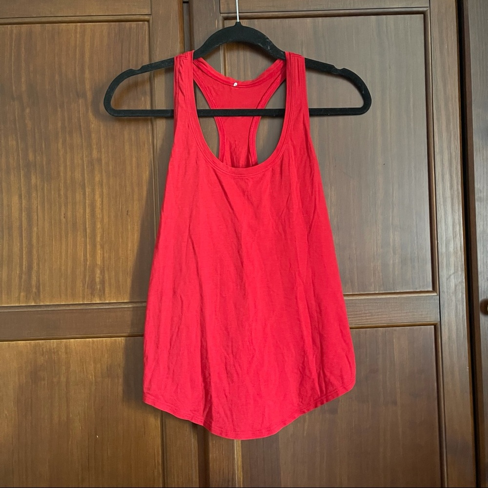 Lululemon Love Tank II in Red size 2